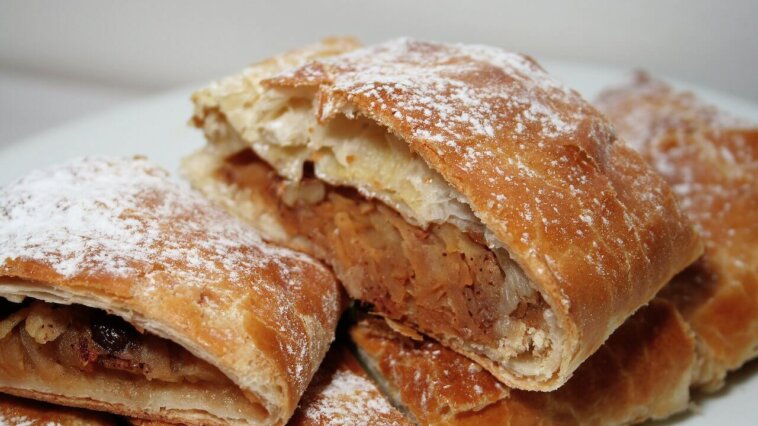 Apfelstrudel