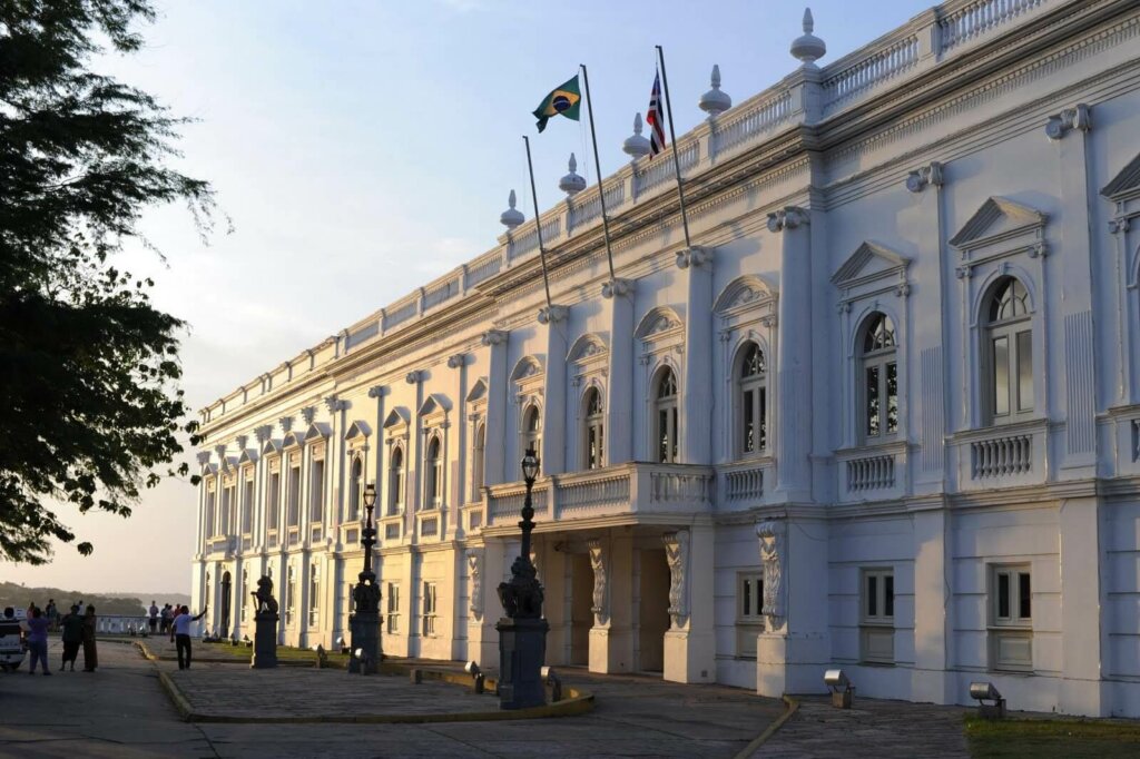 Palácio dos Leões